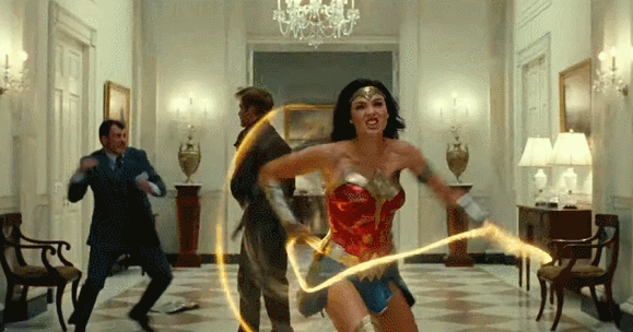 Wonder Woman 1984: Chị Đẹp nay có kẻ thù mới, vũ khí mới, nhưng vẫn bạn trai cũ ảnh 8