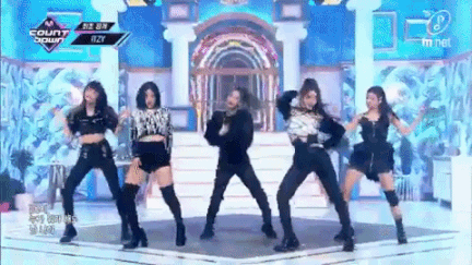 Một bộ đồ mặc 5 lần, ITZY quả đúng là nhóm nhạc tiết kiệm nhất K-Pop rồi ảnh 2