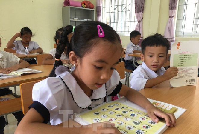 Bộ Giáo dục đề nghị giữ nguyên mức học phí hiện hành Bộ Giáo dục đề nghị giữ nguyên mức học phí hiện hành