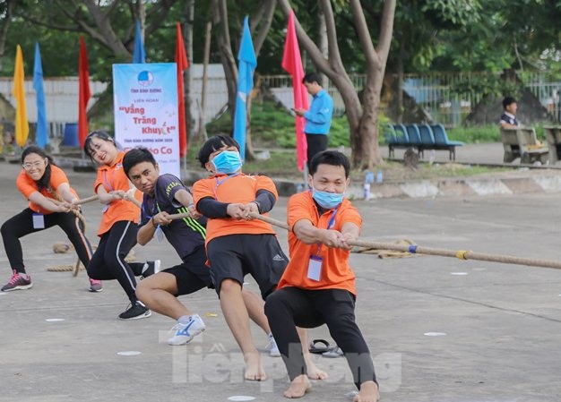 Bình Dương khai mạc liên hoan ‘Vầng trăng khuyết’ cụm Đông Nam Bộ Bình Dương khai mạc liên hoan ‘Vầng trăng khuyết’ cụm Đông Nam Bộ