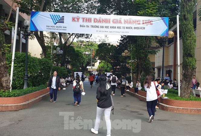 Hơn 15.000 thí sinh thi đánh giá năng lực đợt 2 của ĐHQG TPHCM Thí sinh dự thi Đánh giá năng lực đợt 2 tại TPHCM