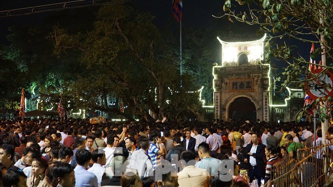 Loạt lễ hội lớn nào bị dừng vì dịch Corona? Lễ hội đền Trần Nam Định cũng phải tạm dừng vì dịch bệnh do chủng mới virus Corona gây ra