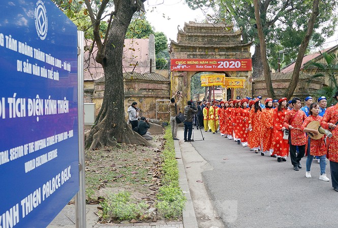 Hà Nội gửi công văn hỏa tốc dừng đón khách tại di tích, thắng cảnh vì Corona Hà Nội yêu cầu tạm dừng đón khách tại di tích, danh lam thắng cảnh