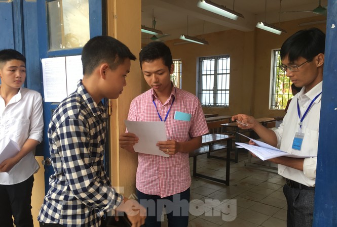 Nên chọn Ngôn ngữ Anh hay tiếng Anh thương mại? Nên chọn Ngôn ngữ Anh hay tiếng Anh thương mại?