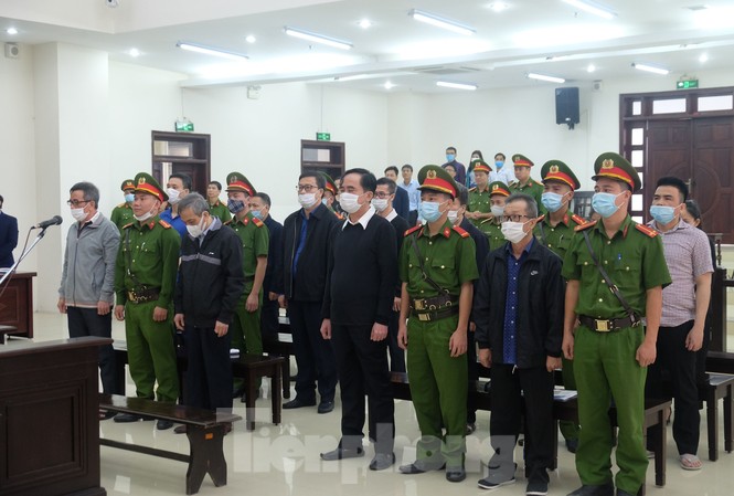 Hoàng Anh Gia Lai liên quan gì vụ án BIDV? Các bị cáo tại tòa.