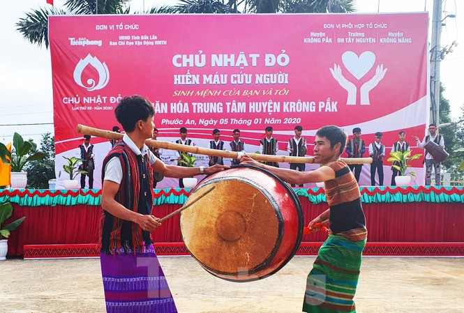 Chủ nhật Đỏ Đắk Lắk 2020- Điểm đầu Krông Pắk vượt xa chỉ tiêu Chủ nhật Đỏ huyện Krông Pắk đúng là ngày hội Nhân Ái của cả 23 dân tộc trên địa bàn