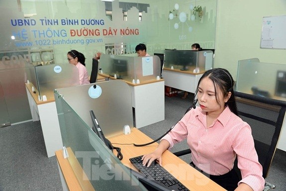 Bình Dương công bố đường dây nóng và khánh thành Trung tâm Sáng kiến cộng đồng Bình Dương công bố đường dây nóng và khánh thành Trung tâm Sáng kiến cộng đồng