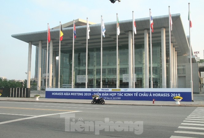 Horasis 2019 tại Bình Dương: Nhiều hoạt động thiết thực trong ngày đầu tiên Horasis 2019 tại Bình Dương: Nhiều hoạt động thiết thực trong ngày đầu tiên