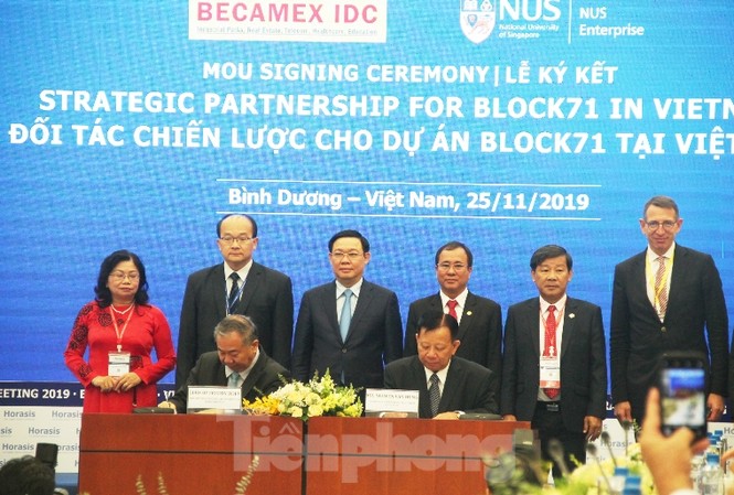 Nhiều ký kết được thực hiện tại Diễn đàn Horasis 2019 Nhiều ký kết được thực hiện tại Diễn đàn Horasis 2019