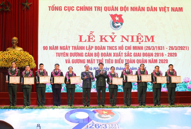Tuyên dương Gương mặt trẻ tiêu biểu toàn quân năm 2020 Tuyên dương Gương mặt trẻ tiêu biểu toàn quân năm 2020