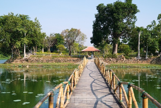 Huế mở cửa chốn 'bồng lai tiên cảnh' cho khách tham quan miễn phí Danh thắng hồ Tịnh Tâm (Huế) hoàn thành chỉnh trang, với cảnh sắc đầy sức thu hút.