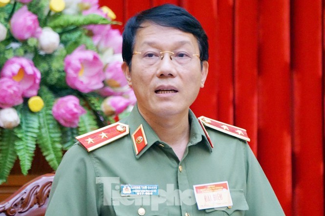 Bộ Công an đang phối hợp khẩn trương xác định danh tính 39 người tử vong Thứ trưởng Bộ Công an Lương Tam Quang.