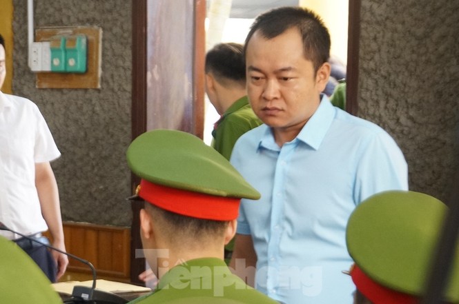 Bắt đầu xử loạt cán bộ giáo dục, công an Sơn La liên quan gian lận thi - ảnh 3