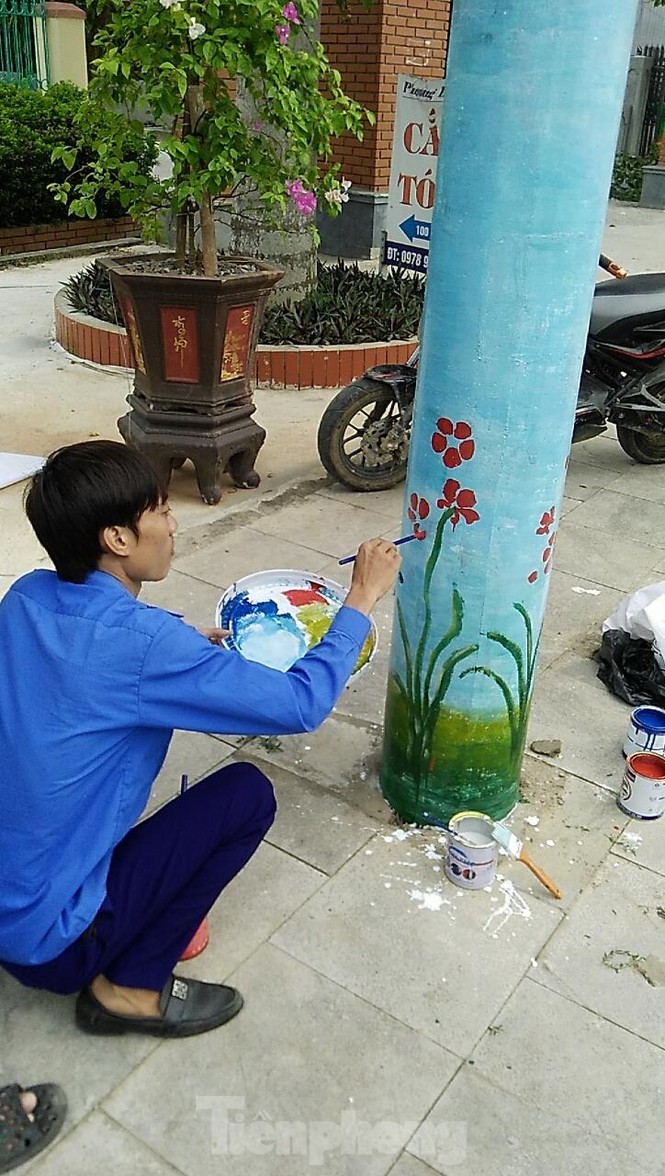 Hàng trăm cột điện ‘nở hoa’ ở xứ Thanh - ảnh 6
