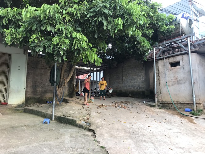Người dân trong ổ dịch COVID – 19 ở Bắc Giang 'vỡ òa' khi dỡ phong tỏa - ảnh 6