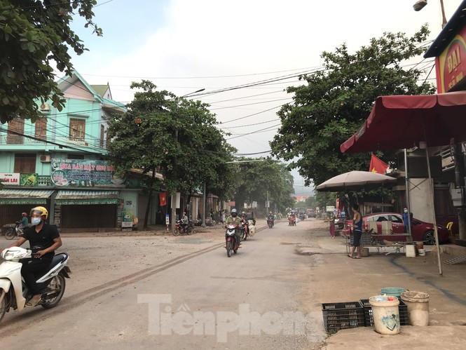 Người dân trong ổ dịch COVID – 19 ở Bắc Giang 'vỡ òa' khi dỡ phong tỏa - ảnh 7