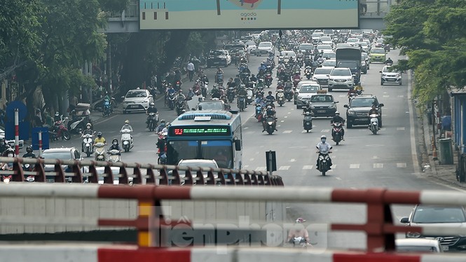 Giao thông nhiều cửa ngõ Thủ đô thông thoáng ngày cuối kỳ nghỉ lễ 30/4 - ảnh 3