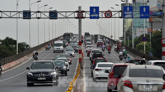 Giao thông nhiều cửa ngõ Thủ đô thông thoáng ngày cuối kỳ nghỉ lễ 30/4 - ảnh 5