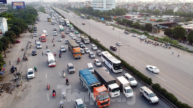 Giao thông nhiều cửa ngõ Thủ đô thông thoáng ngày cuối kỳ nghỉ lễ 30/4 - ảnh 10