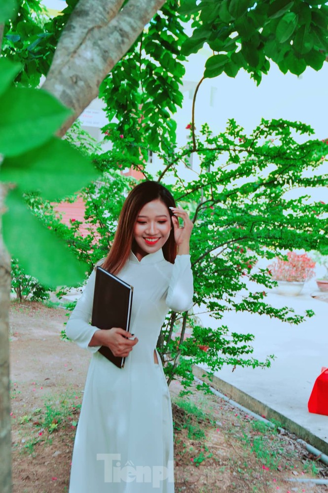Nhan sắc của cô gái Khmer vừa trở thành tân hoa khôi ĐH Trà Vinh - ảnh 4