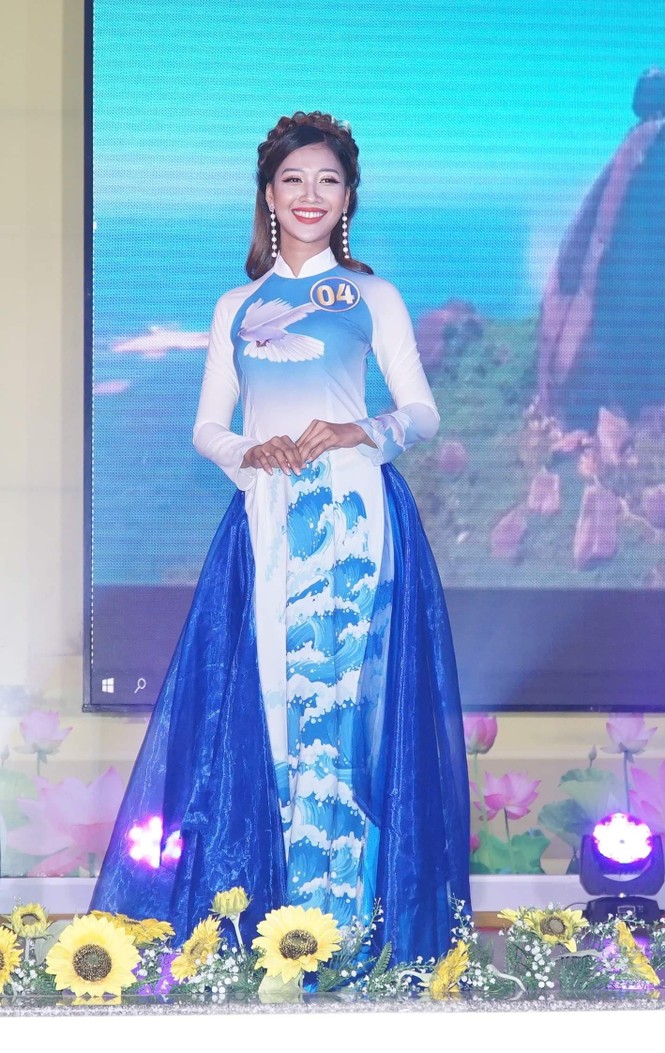 Nhan sắc của cô gái Khmer vừa trở thành tân hoa khôi ĐH Trà Vinh - ảnh 1
