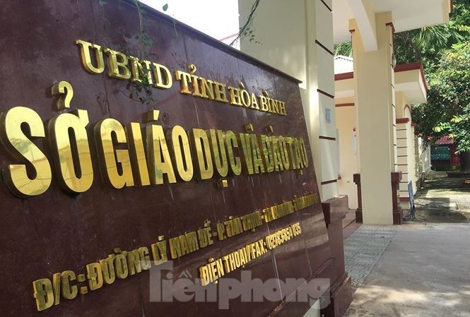 Phó hiệu trưởng tại Hòa Bình đã đột nhập phòng chấm thi để sửa điểm trong 4 đêm - ảnh 1