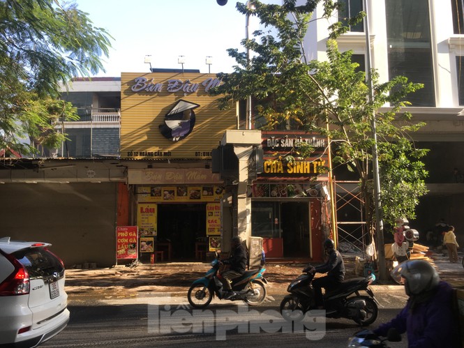 Cháy lớn tại quán ‘Bún đậu mơ’ trên phố Hoàng Cầu - ảnh 2