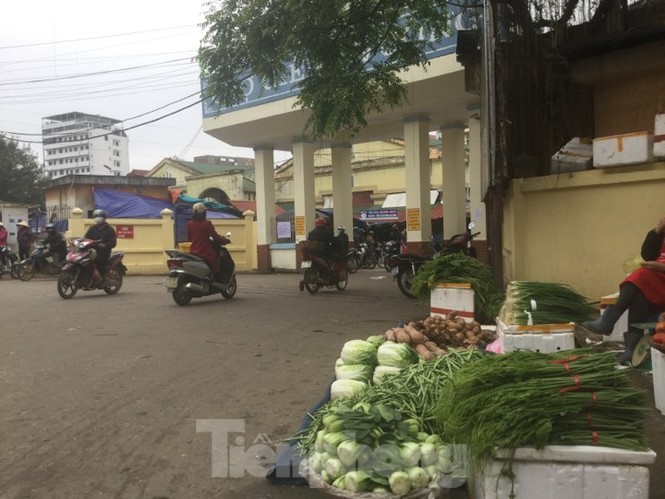 Bình lặng sáng đầu tiên cách ly toàn quốc - ảnh 2