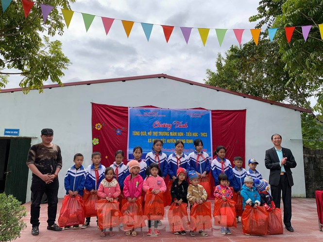 Giúp trẻ nhỏ vượt khó ở Lạng Sơn - ảnh 1