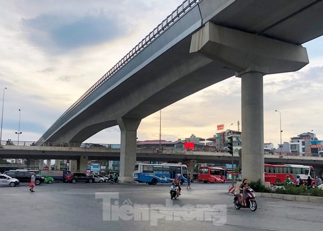 Cận cảnh đoạn metro Hà Nội vừa bị đòi bồi thường 19 triệu USD - ảnh 10
