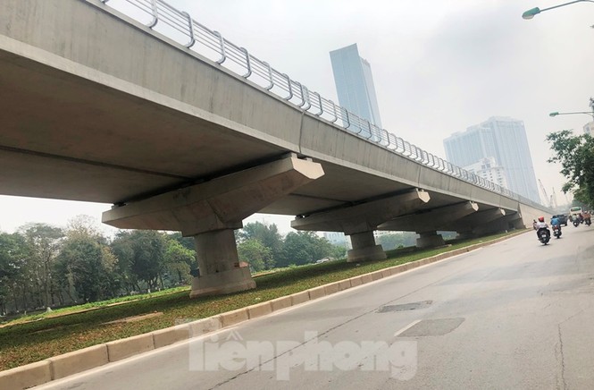 Cận cảnh đoạn metro Hà Nội vừa bị đòi bồi thường 19 triệu USD - ảnh 9