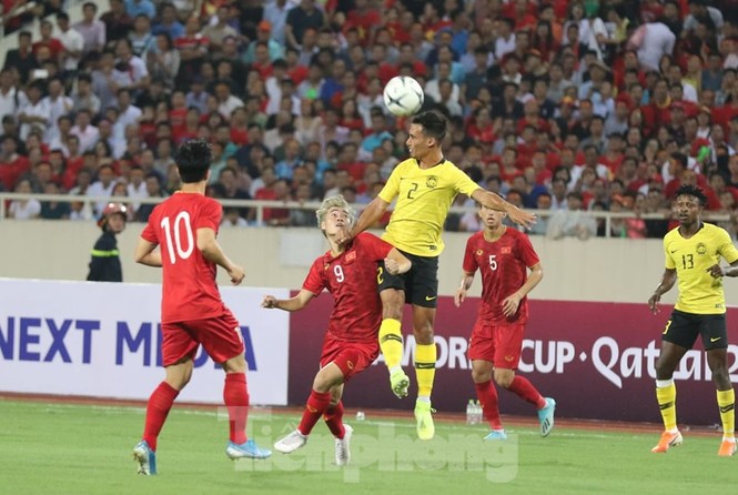 'Vũ điệu kỳ lạ' của HLV Park Hang Seo ở trận thắng Malaysia - ảnh 6