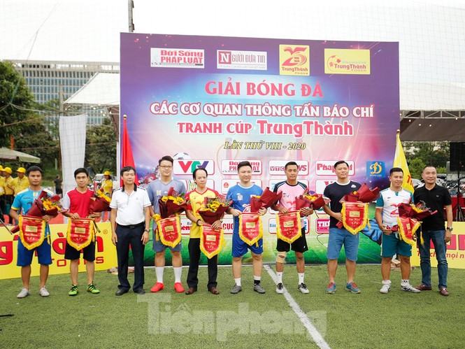 Báo Tiền Phong tranh tài ở cúp Trung Thành lần thứ VIII, năm 2020 - ảnh 2