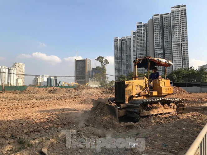 Hà Nội: Thi công vô trách nhiệm, dùng máy thổi bụi bay lên trời - ảnh 5