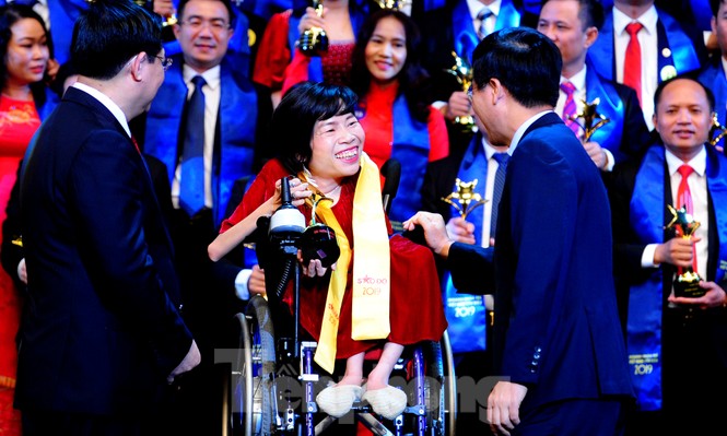 Bất ngờ xuất hiện doanh nhân trẻ Sao Đỏ thứ 11 - ảnh 12