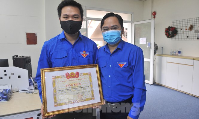 T.Ư Đoàn tặng bằng khen đội ngũ xây dựng ứng dụng NCOVI khai báo y tế - ảnh 4