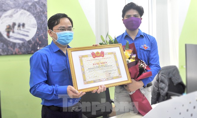 T.Ư Đoàn tặng bằng khen đội ngũ xây dựng ứng dụng NCOVI khai báo y tế - ảnh 5