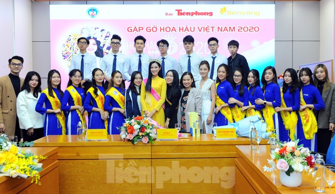 Hoa hậu Việt Nam 2020 Đỗ Thị Hà và lời hứa 'mời cả lớp đi du thuyền' - ảnh 8