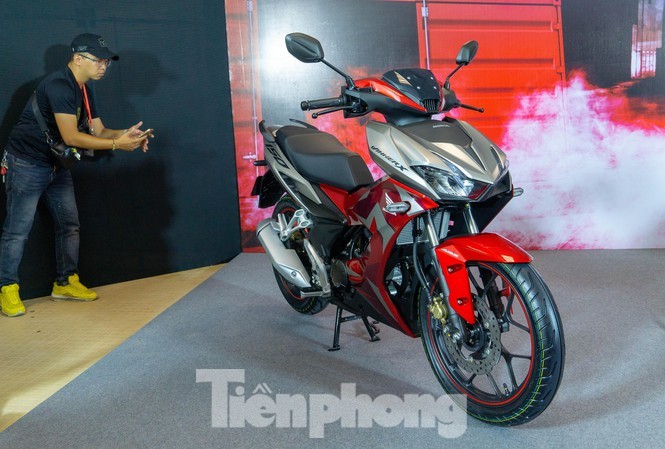 Honda Winner X ế ẩm, giá giảm gần 5 triệu đồng để câu khách - ảnh 1