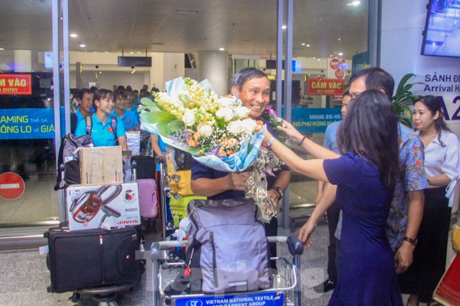 Tuyển nữ 'vinh quy bái tổ', HLV Mai Đức Chung tiết lộ bí quyết thắng Thái Lan - ảnh 2