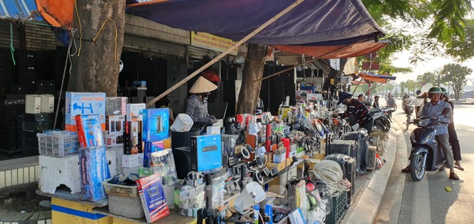 Chợ Sắt Hải Phòng: Vang bóng một thời - ảnh 9