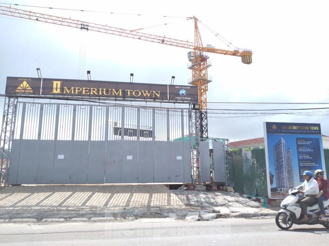 Phớt lờ lệnh cấm, dự án bất động sản “khủng” tại Nha Trang vẫn được mở bán rầm rộ - ảnh 1