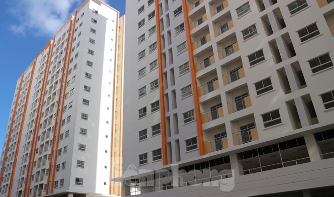 Bàn giao nhà ở xã hội HQC Nha Trang cho người dân sau nhiều lần thất hứa - ảnh 2
