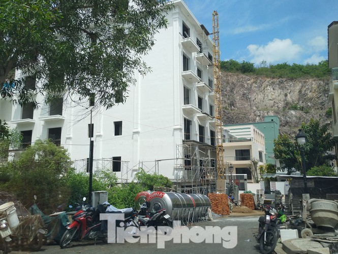 Phê duyệt tháo dỡ khu biệt thự cao cấp Ocean View Nha Trang xây vượt tầng - ảnh 1