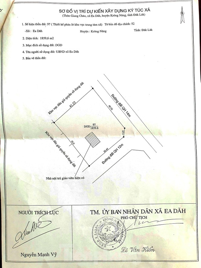Nhận mặt bằng xây Ký túc xá cho trò nghèo vùng sâu Tây Nguyên - ảnh 8