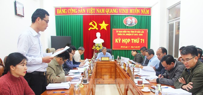 Xem xét trách nhiệm tổ chức, cá nhân vụ nữ trưởng phòng đánh tráo nhân thân - ảnh 1