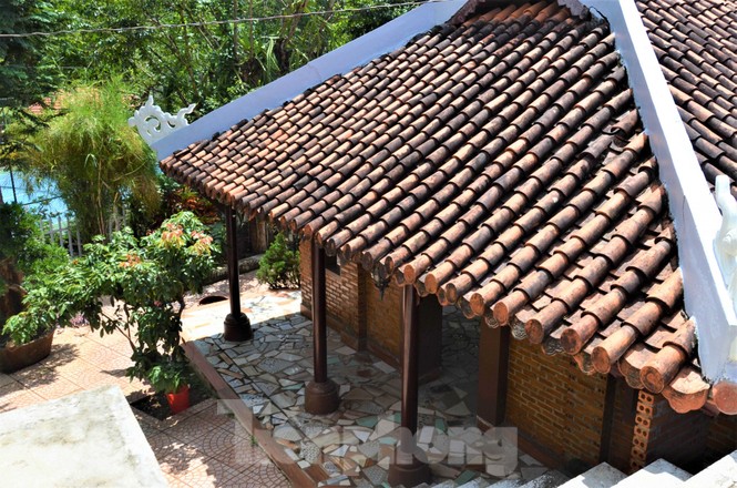 Nhà lầu 3 tầng có hồ bơi xây trên đất nông nghiệp của nữ thượng úy - ảnh 6