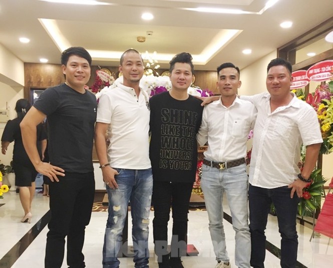 Tiền đạo Anh Đức mở KS hạng sang sau tuyên bố giải nghệ - ảnh 2