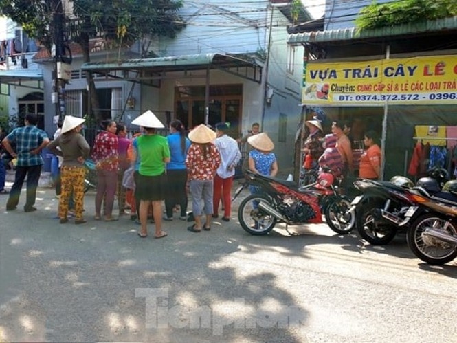 Người phụ nữ độc thân tử vong trong tư thế treo cổ - ảnh 1