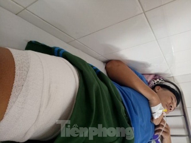 Lời kể rung rợn của dân phòng dính ‘mưa đạn’ của tên cướp xe - ảnh 2